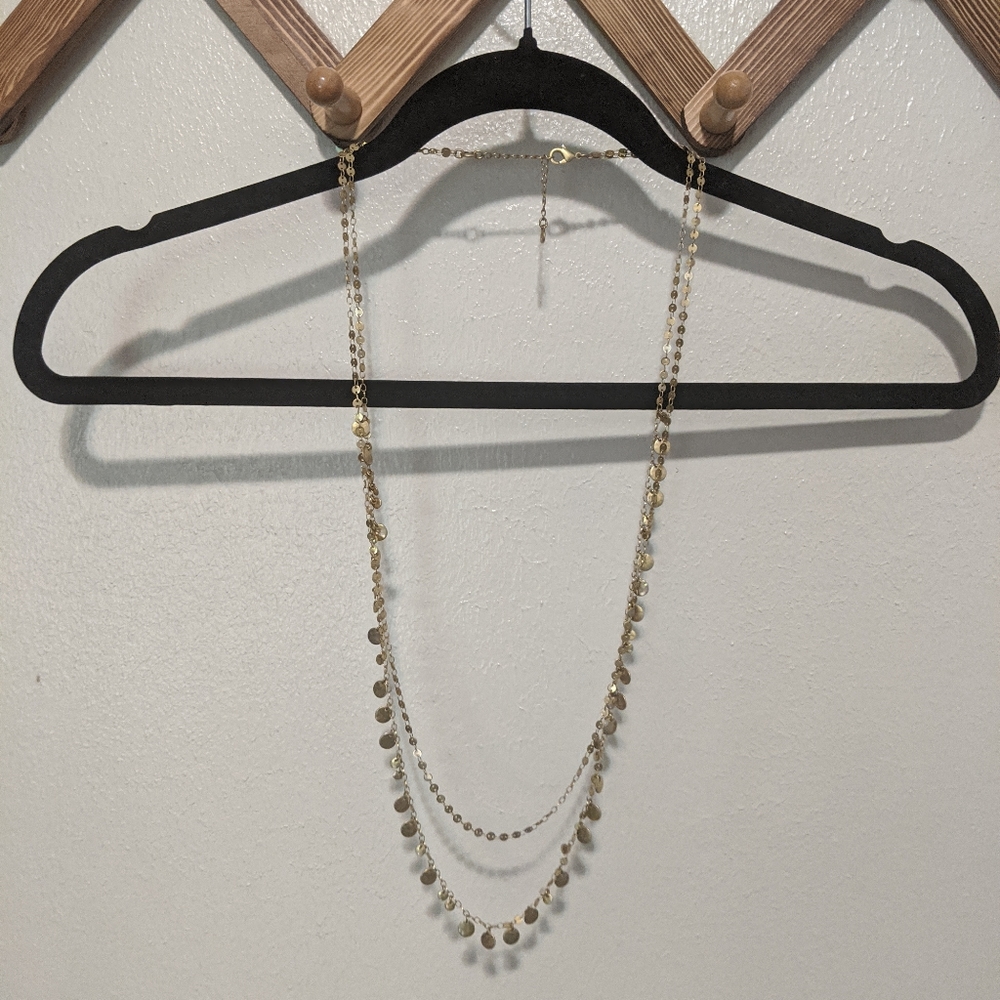 Biden gold strand later necklace